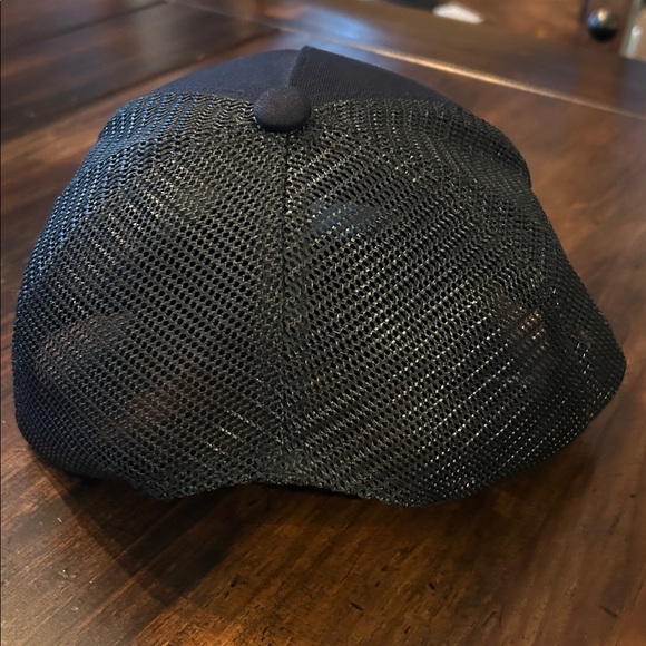 NWOT Aviator Nation Black Hat with Colorful Patch Venice Beach, CA - Picture 2 of 4